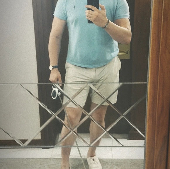 Luxury items, designer products and Model Train collectibles - Picture 4 of 4